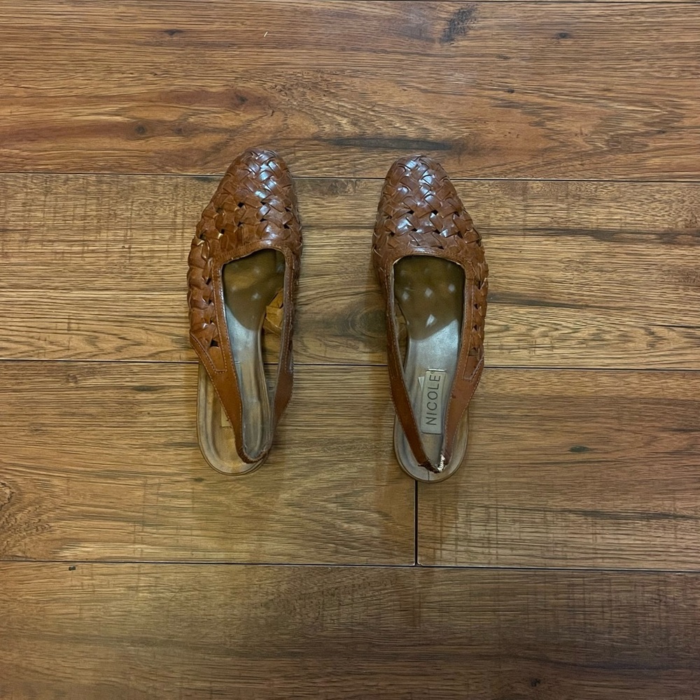 VINTAGE Leather Nicole Brown Woven Women's Shoes